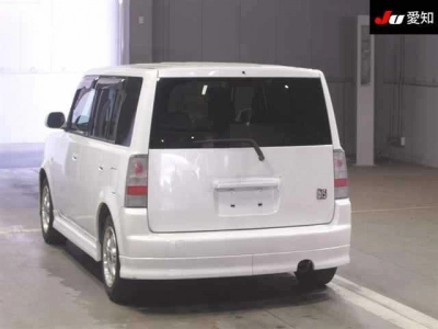 TOYOTA BB