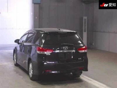 TOYOTA WISH