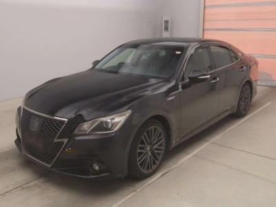 TOYOTA CROWN HYBRID