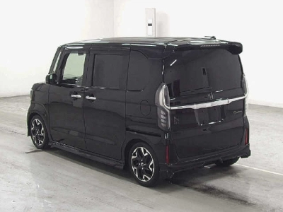 HONDA N BOX CUSTOM