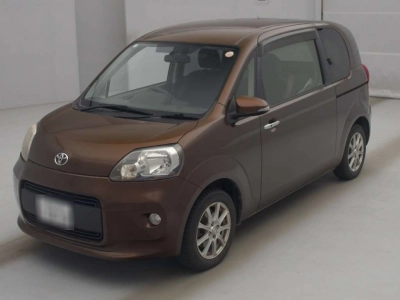 TOYOTA PORTE