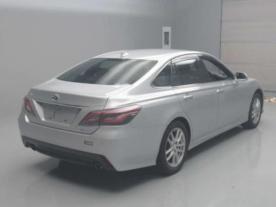 TOYOTA CROWN HYBRID