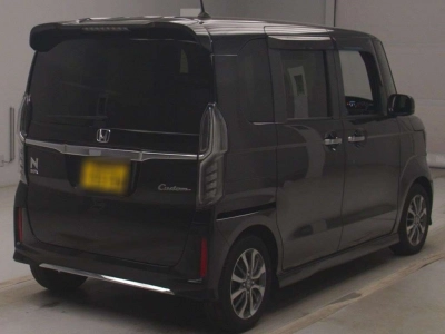 HONDA N BOX CUSTOM