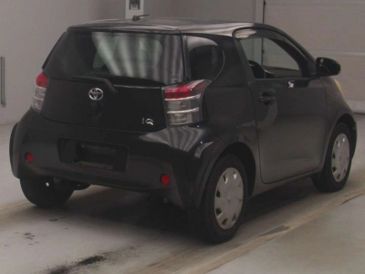 TOYOTA IQ