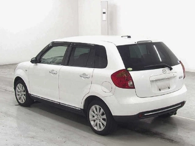 MAZDA VERISA