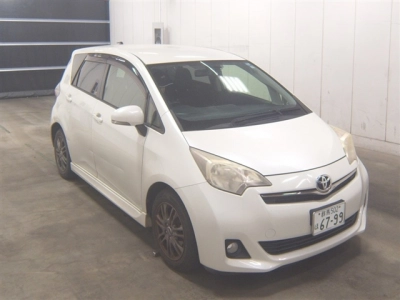 TOYOTA RACTIS