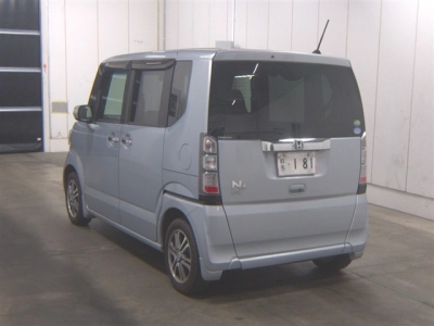 HONDA N BOX +