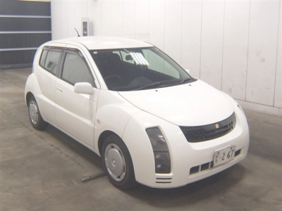 TOYOTA WILL CYPHA
