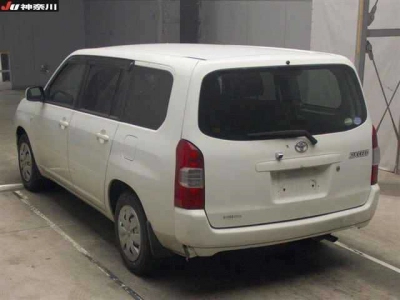 TOYOTA SUCCEED VAN