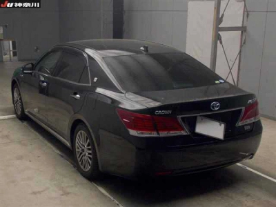 TOYOTA CROWN MAJESTA
