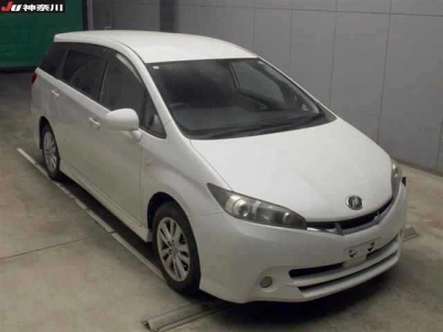 TOYOTA WISH