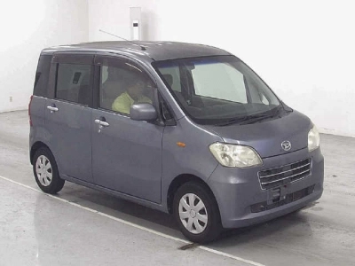 DAIHATSU TANTO EXE
