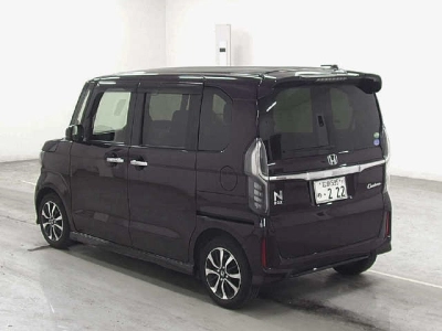 HONDA N BOX CUSTOM