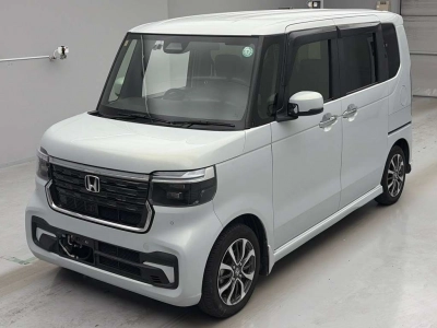 HONDA N BOX CUSTOM