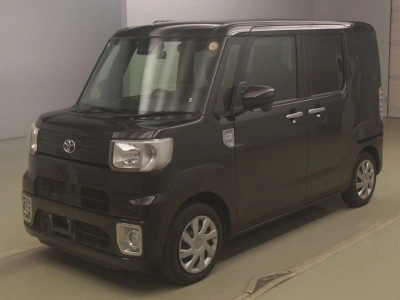 TOYOTA PIXIS MEGA