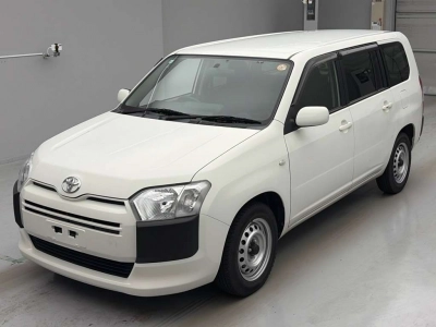 TOYOTA SUCCEED WAGON