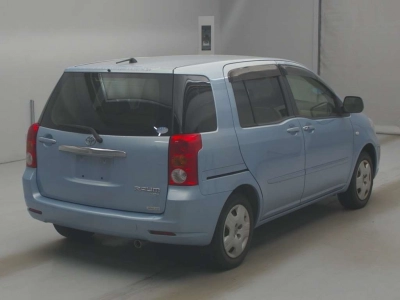 TOYOTA RAUM