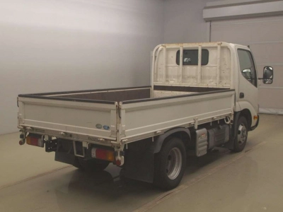 TOYOTA DYNA TRUCK