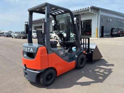 TOYOTA  FORKLIFT 