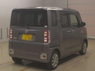 TOYOTA PIXIS MEGA