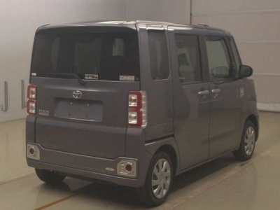 TOYOTA PIXIS MEGA