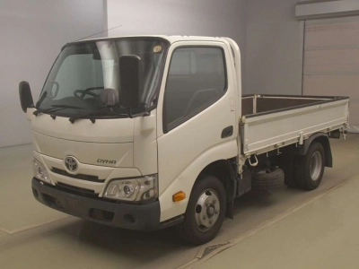 TOYOTA DYNA TRUCK