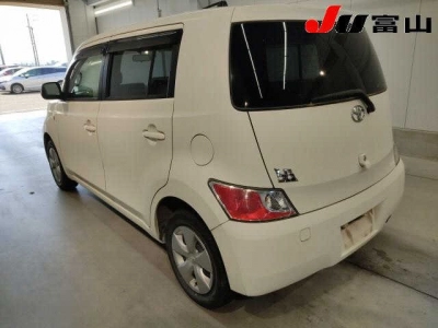 TOYOTA BB