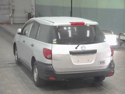 MAZDA FAMILIA VAN