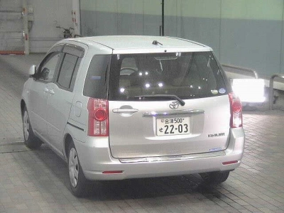 TOYOTA RAUM