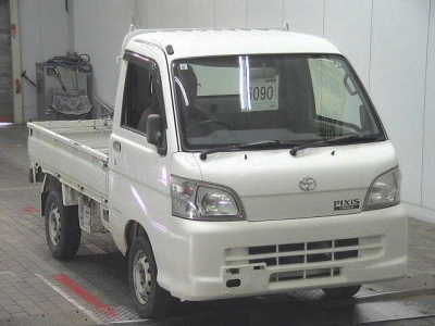 TOYOTA PIXIS TRUCK