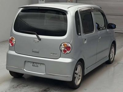 DAIHATSU MOVE LATTE