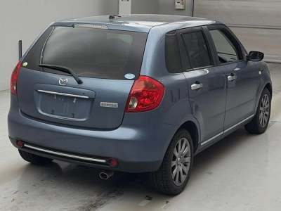 MAZDA VERISA