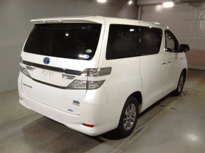 TOYOTA VELLFIRE HYBRID