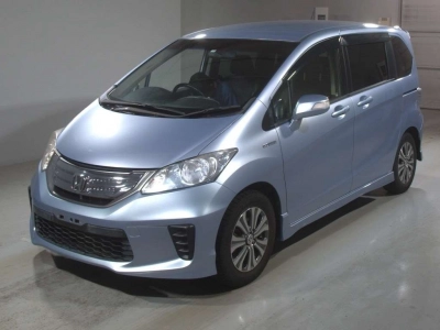 HONDA FREED HYBRID