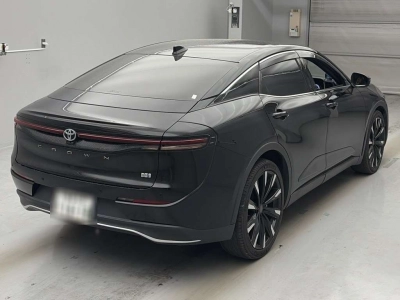 TOYOTA CROWN CROSSOVER