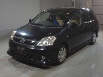 TOYOTA RAUM