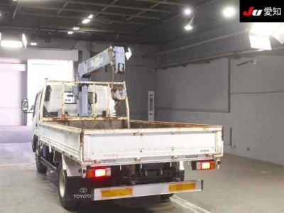 TOYOTA DYNA TRUCK