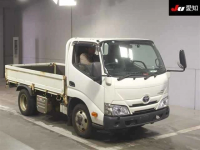 TOYOTA DYNA TRUCK