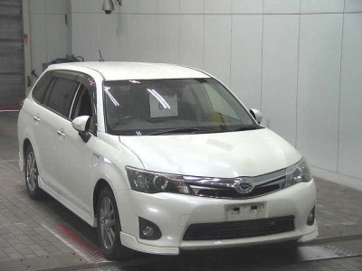 TOYOTA COROLLA FIELDER