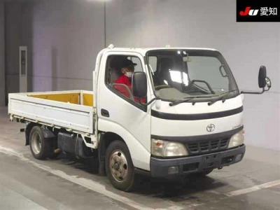 TOYOTA DYNA TRUCK