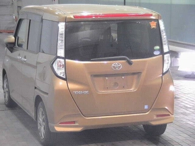 TOYOTA TANK