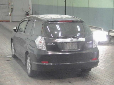 HONDA FIT SHUTTLE