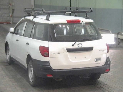 MAZDA FAMILIA VAN