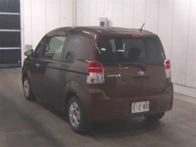 TOYOTA SPADE