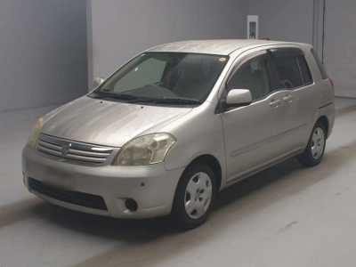TOYOTA RAUM