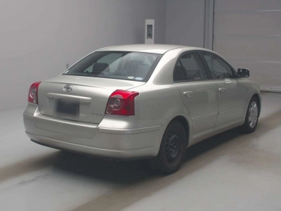 TOYOTA AVENSIS SEDAN