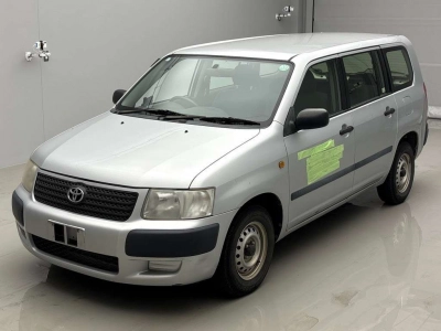 TOYOTA SUCCEED VAN