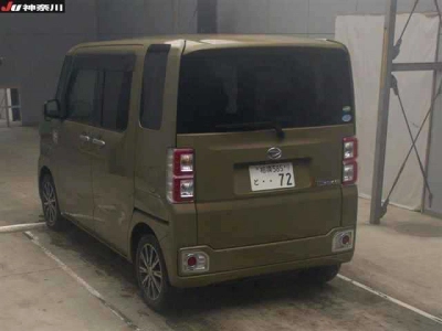 DAIHATSU WAKE