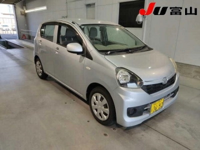 TOYOTA PIXIS EPOCH