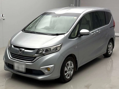 HONDA FREED HYBRID